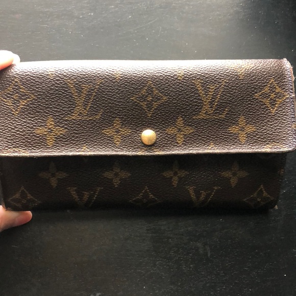 Louis Vuitton Handbags - Authentic LV wallet